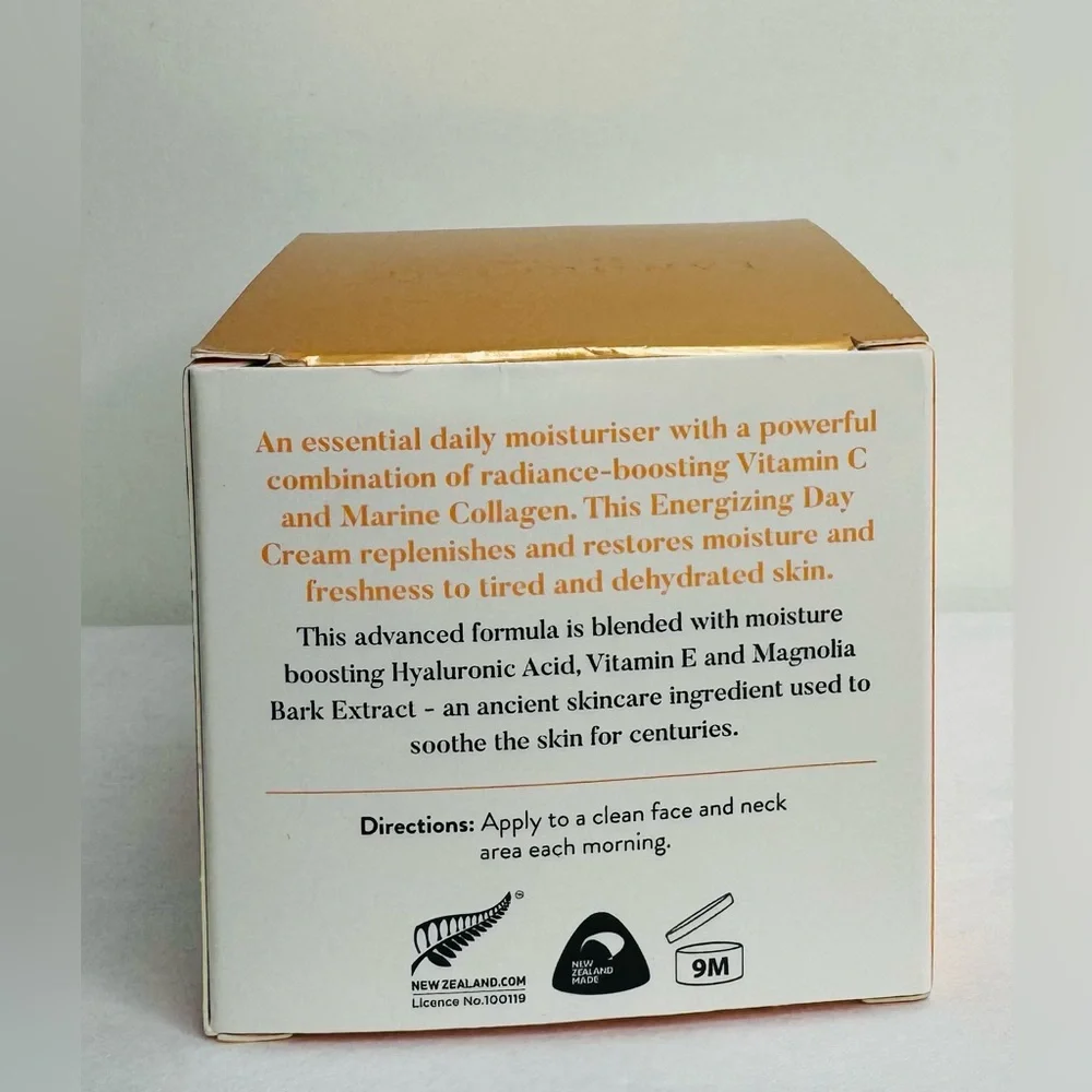 Lanocreme Energizing Vitamin C & Collagen Day Cream Moisturizer - Picture 5 of 6